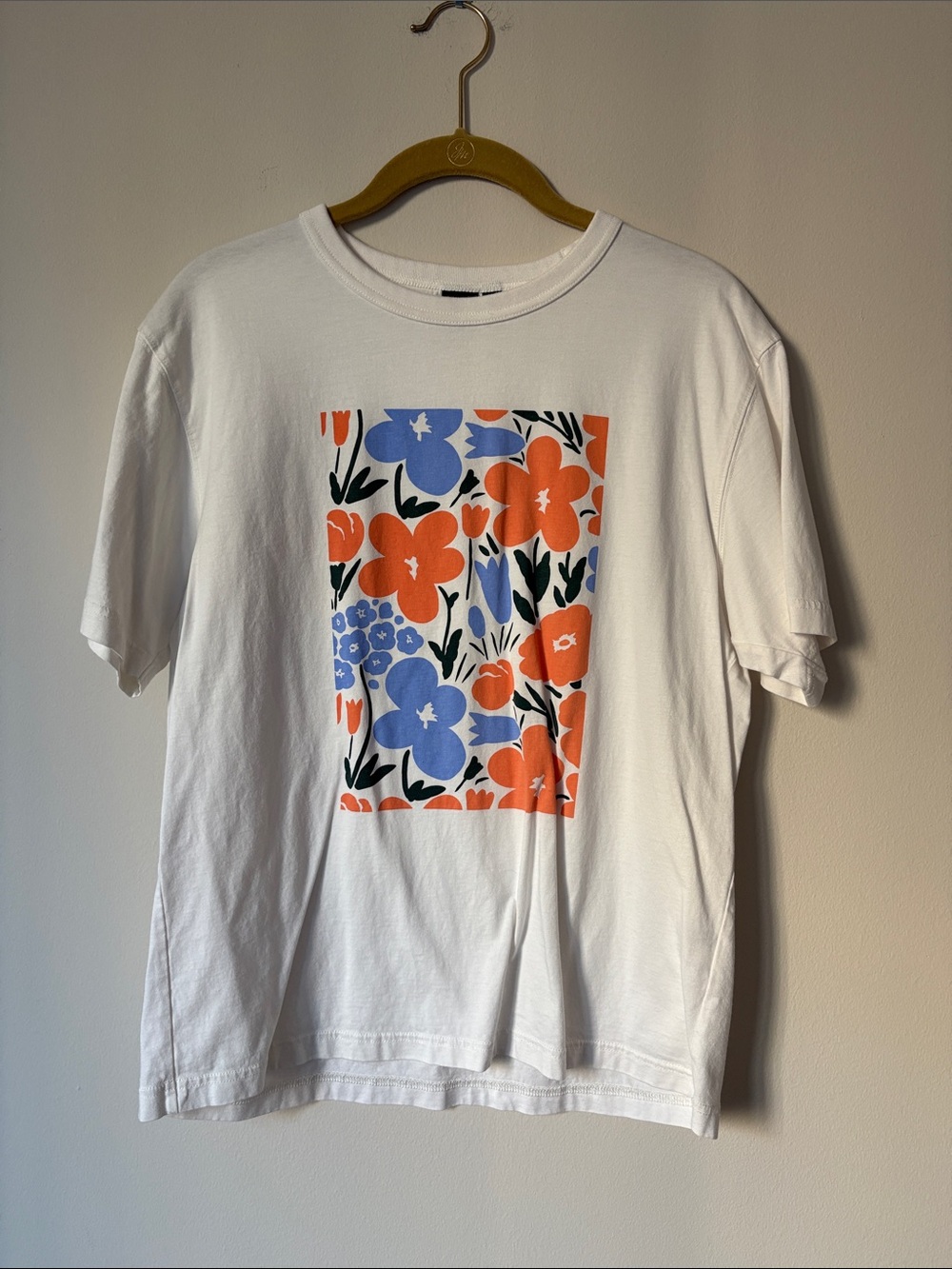 Uniqlo Marimekko White Short-Sleeve Tee with Orange & Blue Floral Graphic
